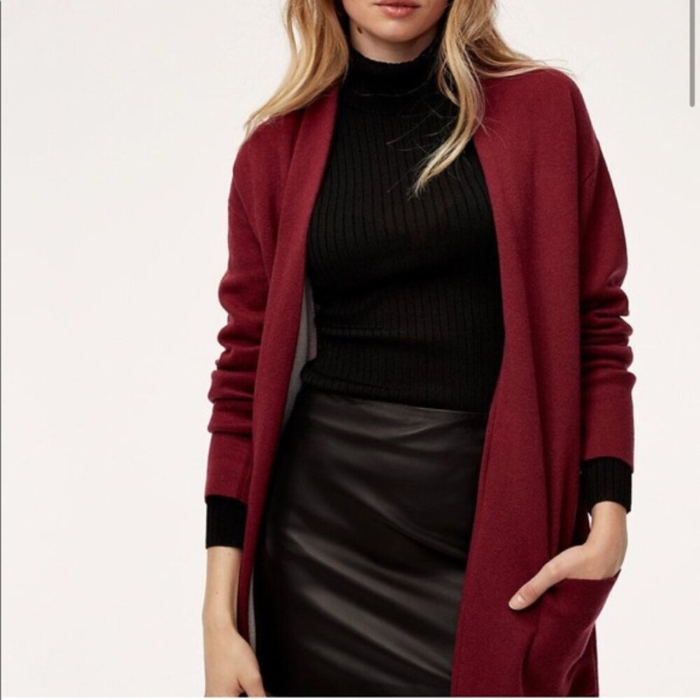 Aritzia TALULA Lenox Oversized Cardi Sweater Knit Cardigan Pockets Cozy Soft S